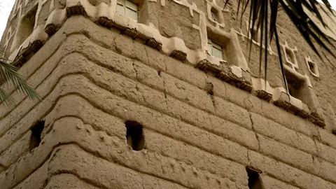 Mud house Stock-Footage 112774767