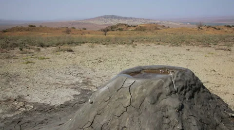 Mud volcano bubbling methane gas panorama (Tahti Tepa, Georgia) 動画素材 41829056