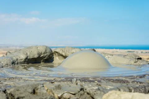 Mud volcano erupting mud, Gobustan, Azerbaijan Foto stock
