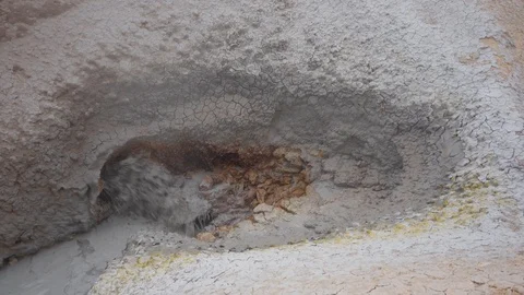 Mud Volcano or Mud Dome at Sol de Mañana (Morning Sun) Geysers in Uyuni, Bolivia 스톡 동영상 102909464