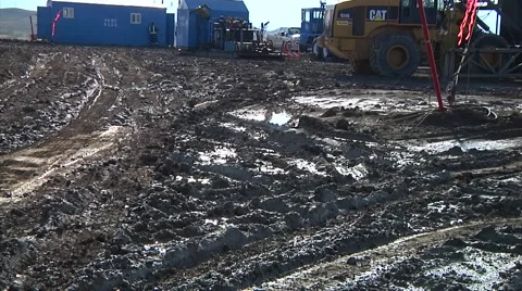 Muddy drilling rig site 2 Video stock 40366741