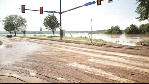 Muddy Intersection 스톡 동영상 8649253