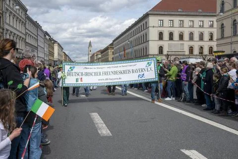  Muenchen, St. Patricks Day, Parade, Deutsch-Irischer Freundeskreis Bayern... Stock Photos
