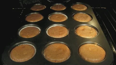 Muffin baking 2 Stock Footage 9729082
