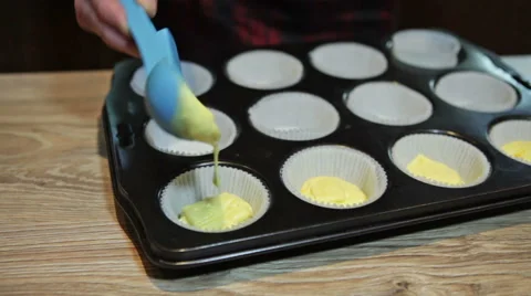 Muffins preparing Stock Footage 58211527