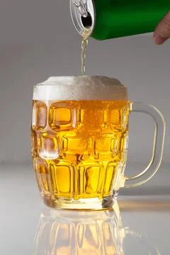 Mug of beer Stockfoto's