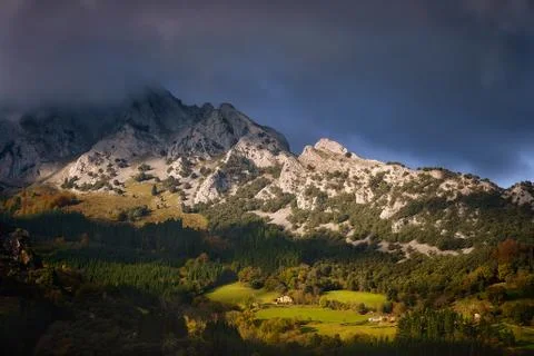 Mugarra mountain in Urkiola with clouds Stock Photos