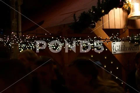 Mulled wine sign at a German Christmas market Stock Photos