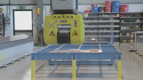 Multi-axis head with rotating spindle in demo phase Stock Footage 126333191