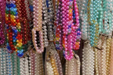 Multi-colored necklace of beads 스톡 사진