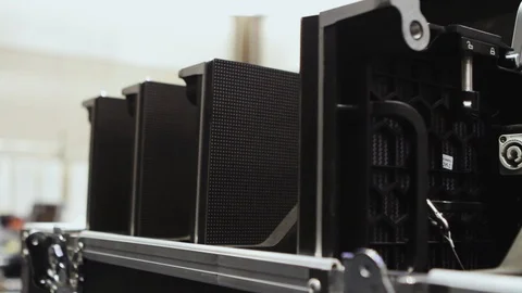 Multi-display setup accessories consisting of multiple projector module parts. Vidéo 119518299