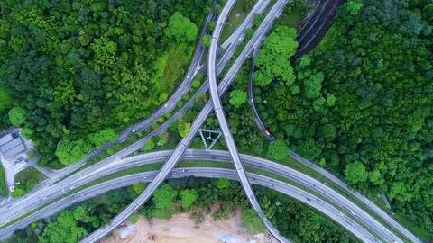 Multi level expressway constructed in the midst of beautiful landscape. 動画素材 82453492