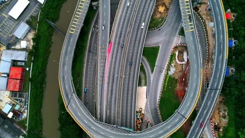 Multi levels of expressway built to manage traffic jam in the city. Video stock 81801038