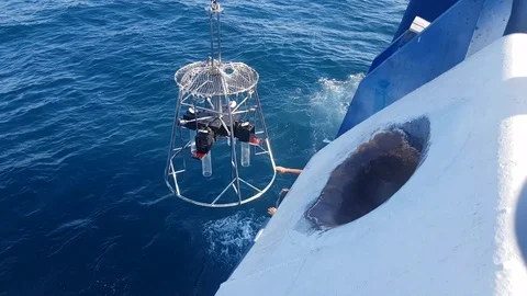 Multi (Multiple) corers sampler oceanography 스톡 동영상 124520943