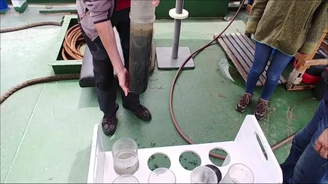 Multi (Multiple) corers sampler oceanography 스톡 동영상 138752356