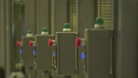 Multicolor industrial lights flashing in different colors Stock-Footage 162556407