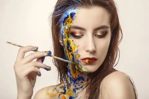 Multicolor paint makeup Фото