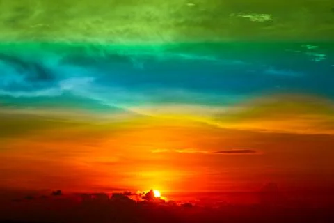 Multicolor sunset orange cloud and sun on sky Stockfoto's