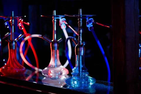 Multicolored hookah in the restaurant. Hookah elements on the background of the Foto stock
