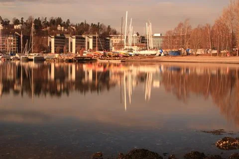 Multicolored reflection in water - Lysaker Foto stock