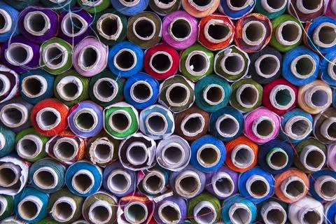 Multicolored Sewing threads pattern texture can be used as a background wal.. Foto stock