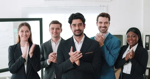 Multicultural team with Middle Eastern boss applaud in office workspace Video stock 346952200