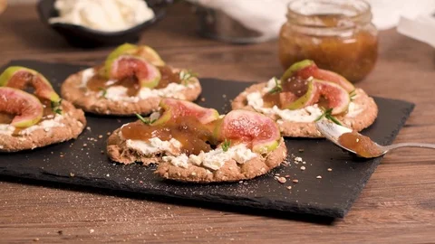 Multigrain crispread appetizer Stock Footage