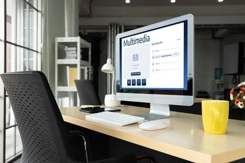 Multimedia cloud computing storage for uploading and store files online snugly Stockfoto's