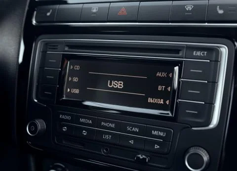 Multimedia system of a modern car. USB Digital display Foto stock