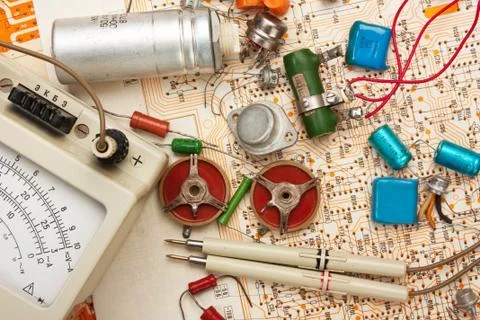 Multimeter and electronic component Stock-Fotos