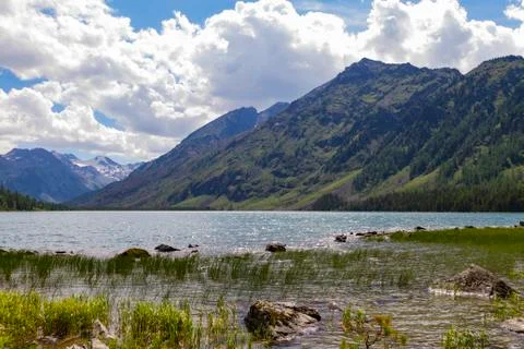 Multinsky lakes in Altai mountains. Stock-Fotos