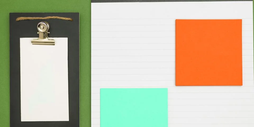 Multiple Assorted Collection Office Stationery Photo With Pens Pencils Notepads Foto stock