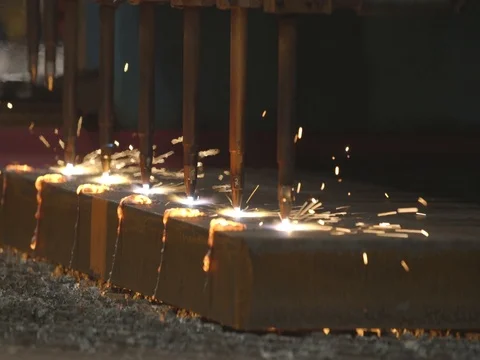 Multiple autogenous cutters cutting steel Stock Footage 75406234