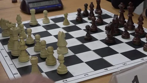 Multiple chess boards with players making their moves. Stock-Footage 332807604