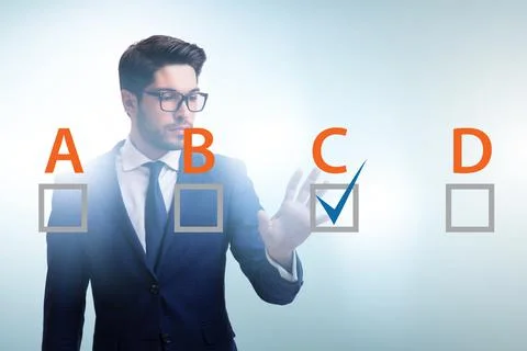 Multiple choice test question concept with business people Stockfoto's
