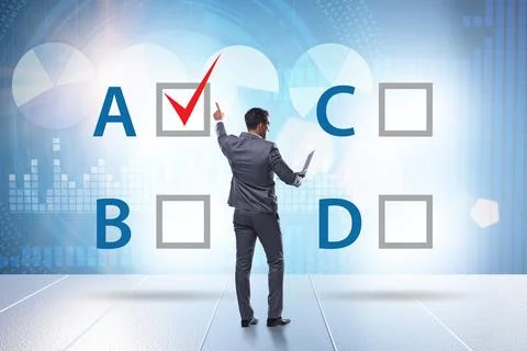 Multiple choice test question concept with business people Stockfoto's
