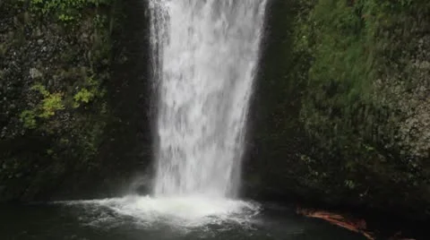 Multnomah Falls on Columbia Gorge Stock Footage