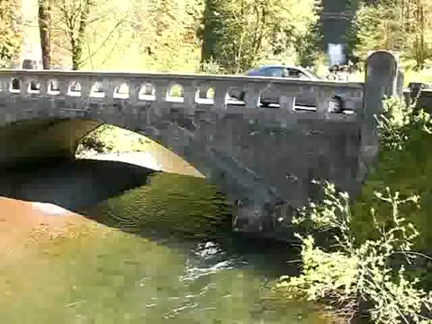 Multnomah Falls in Oregon Stock Footage 380895