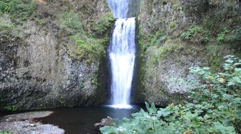 Multnomah Falls, Oregon Stock Footage 46605315