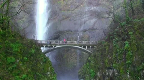 Multnomah Falls in Oregon, USA Stock Footage 22325780