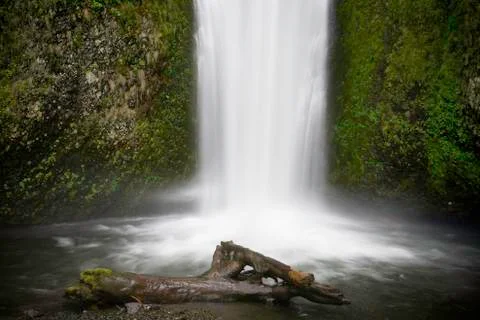 Multnomah Falls Stock Photos