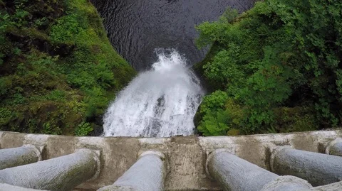 Multnomah Falls view from bridge Stock Footage 104276055