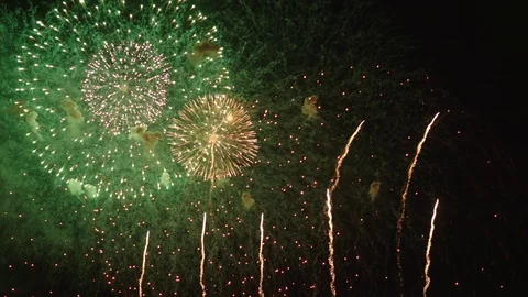 Multy-colored fireworks in the night sky 스톡 동영상 95637270