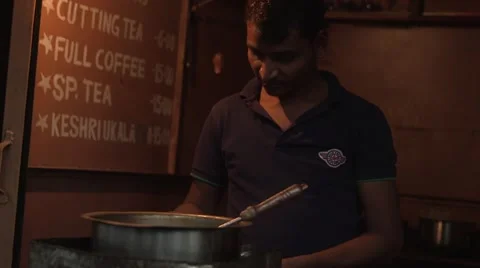 Mumbai BRoll-2- Chai Wallah street vendor 2 Stock-Footage 40541463