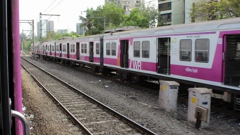 Mumbai local train 4k timelapse Video stock 92765131