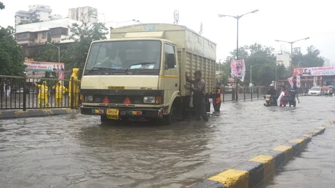 Mumbai Rains Video stock 92070563