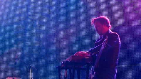 Mumiy Troll live performance at the rock festival The Best City.UA Vídeos de archivo 32127331