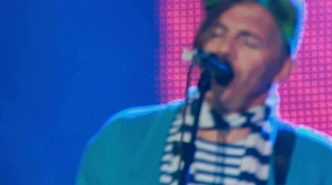 Mumiy Troll live performance at the rock festival The Best City.UA Vídeos de archivo 32189935