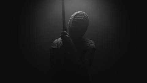 A mummy holding onto a rope 库存影片 259611243