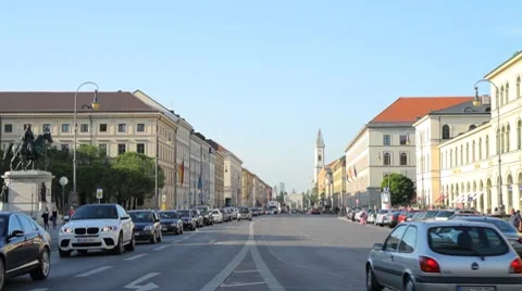Munich Boulevard Stock-Footage 7738052